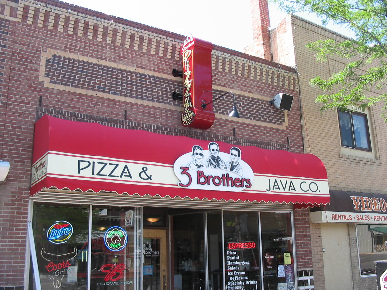 Awning for 3 Brothers Pizza & Java Co.