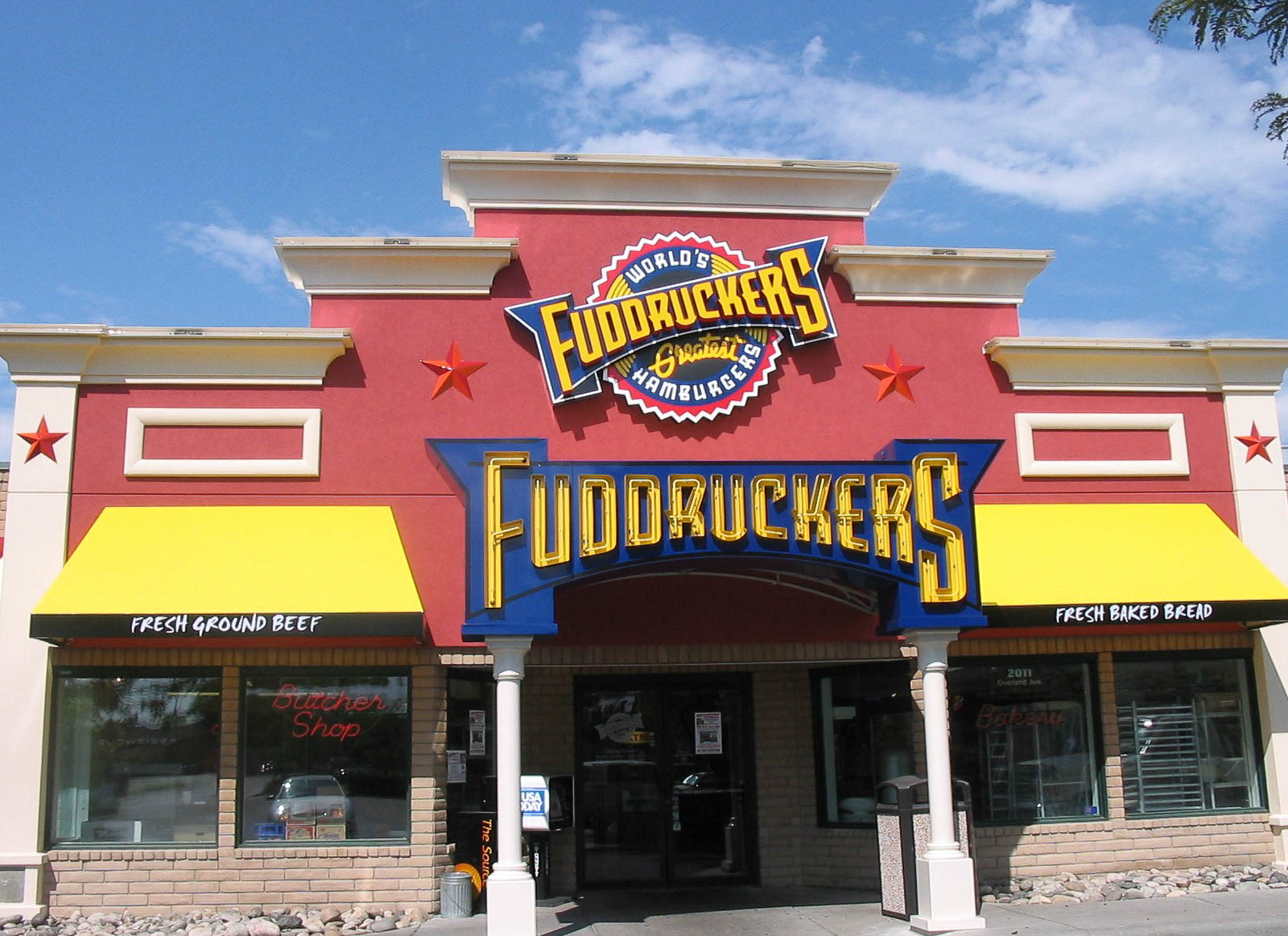 Awning: Awning for Fuddruckers